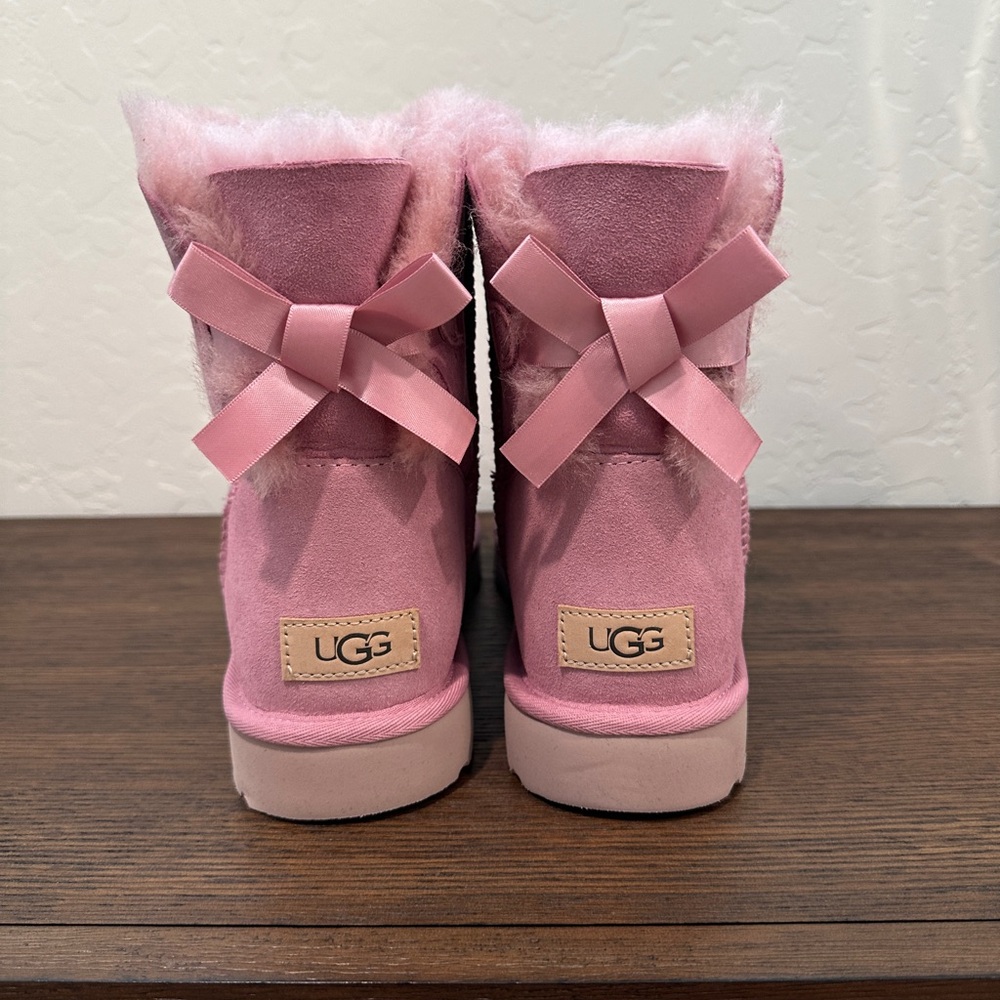 UGG Pink Bailey Bow Boots NEW 10